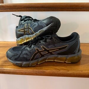 ASICS Gel-Quantum 360 6. Unisex. Black and Gold Running Shoes (M8/W9.5)